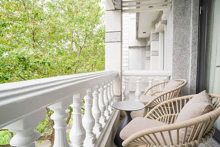 Terrace/Patio 7 of 29
