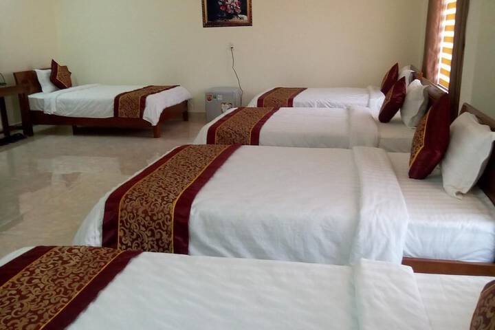 Room 15 of 41