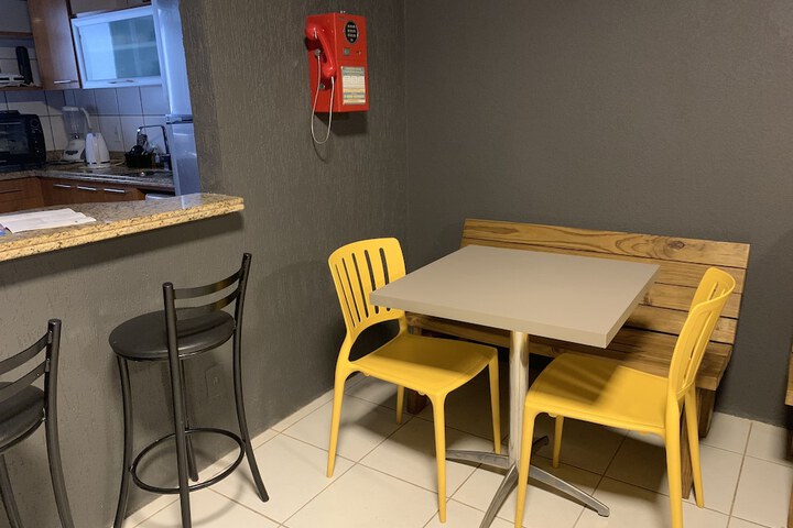 Room 32 of 128