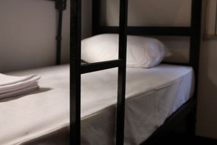 Room 27 of 36