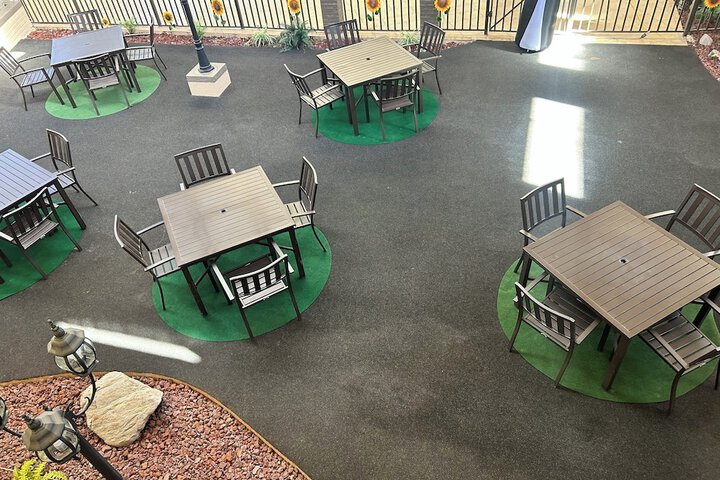 Breakfast area