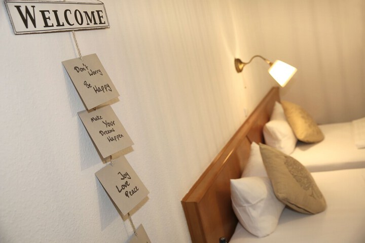 Room 20 of 36