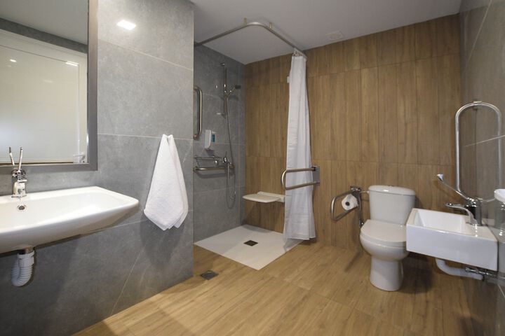 Bathroom Photo