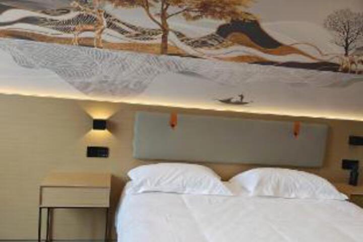 Room 20 of 22