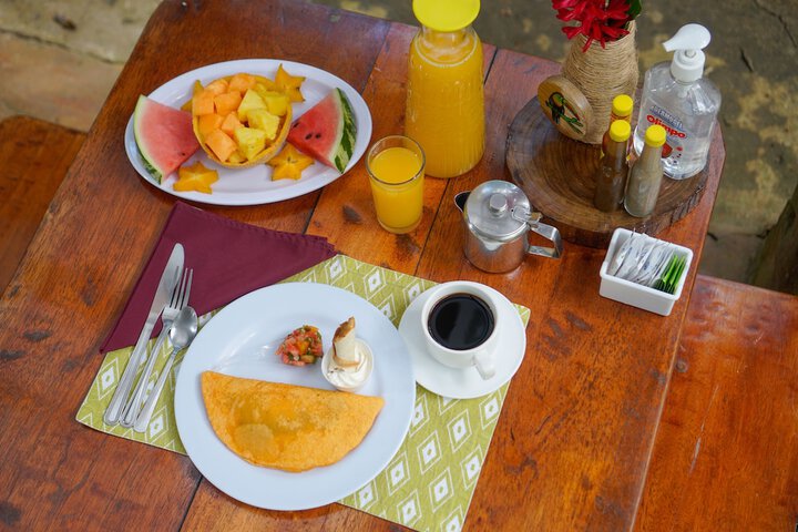 Breakfast/Coffee Service 33 of 40