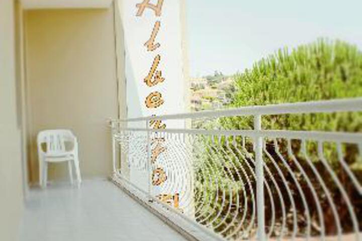 Terrace/Patio 8 of 15