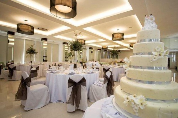 Ballroom/Hall 42 of 57
