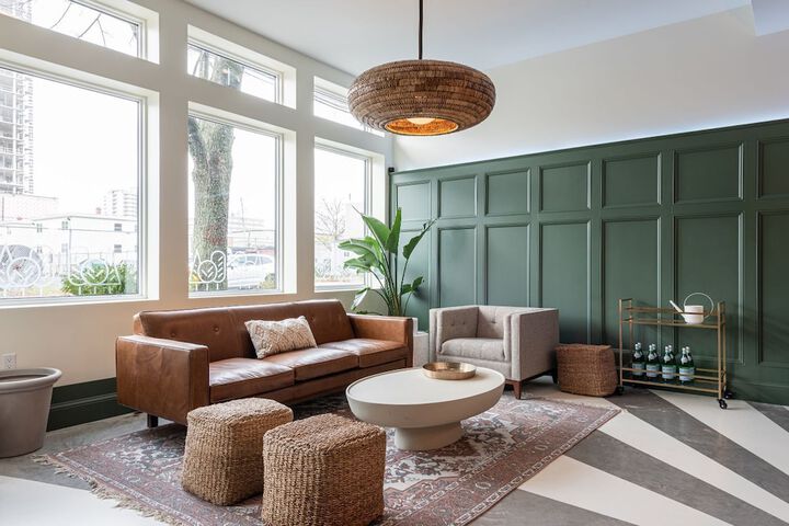 Hotel Interior 6 of 132