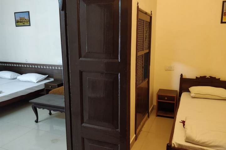 Room 22 of 52