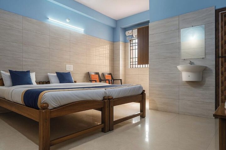 Room 7 of 17