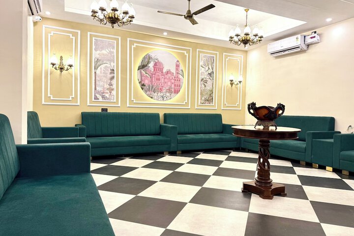 Hotel Interior 10 of 97