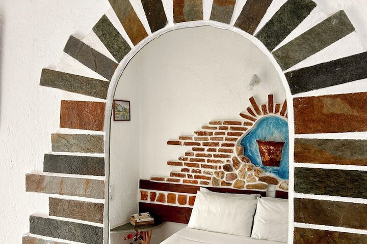 Room 8 of 52