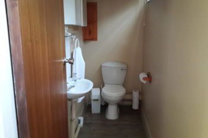 Room 2 of 48