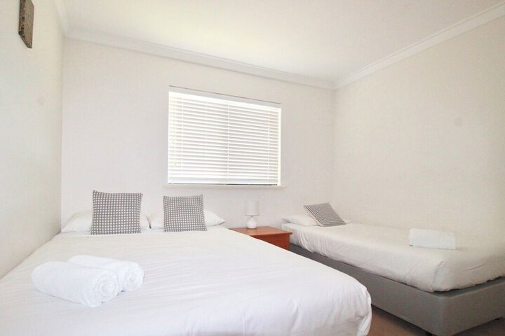 Room 53 of 178