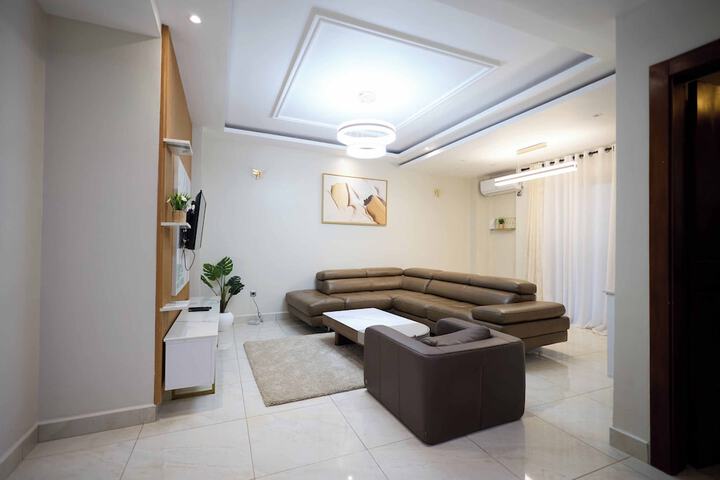 Lounge 164 of 170