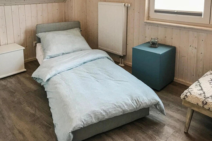 Room 5 of 19