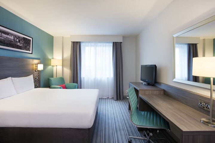 Room 10 of 44