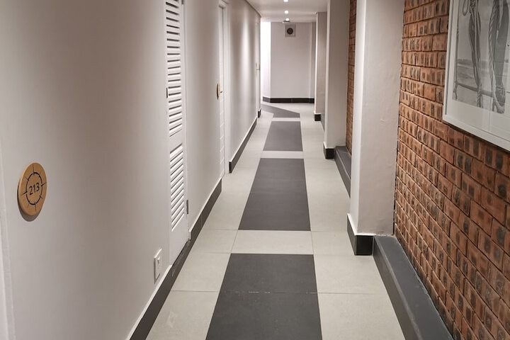 Ballroom/Hall 57 of 76