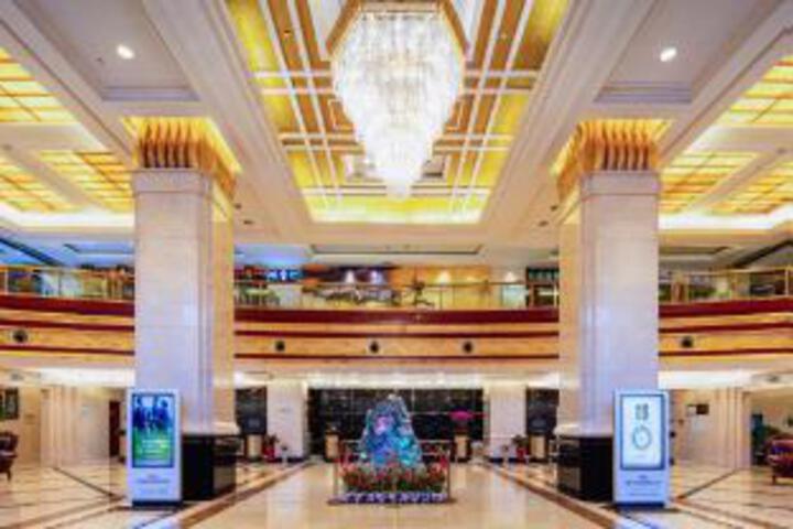 Howard Johnson Plaza Jindi