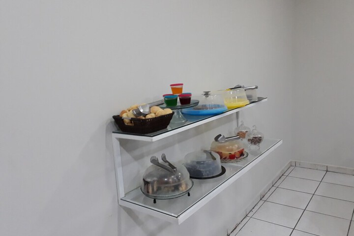 Breakfast/Coffee Service 64 of 98