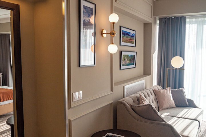 Room 11 of 71