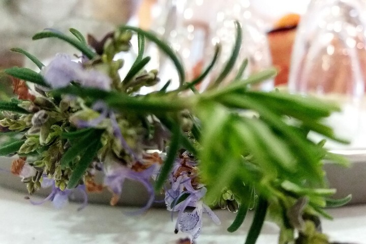 Dining 49 of 80