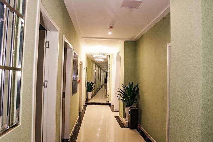 Hotel Interior 5 of 11
