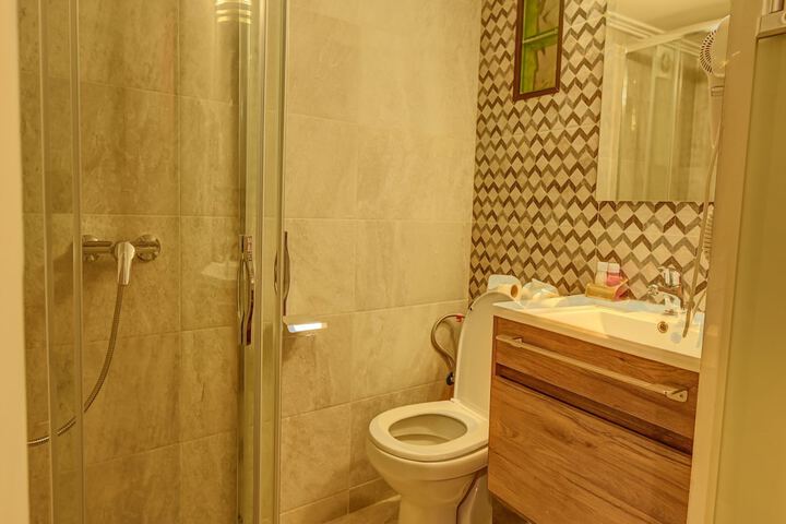 Room 89 of 150