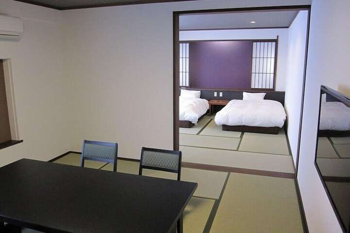 Room 9 of 155