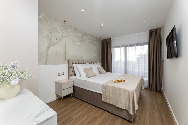 Room 14 of 71