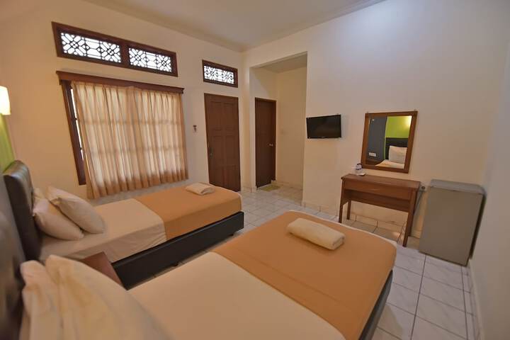 Room 16 of 73