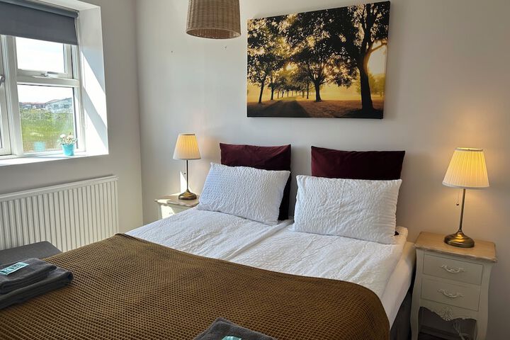 Room 27 of 64