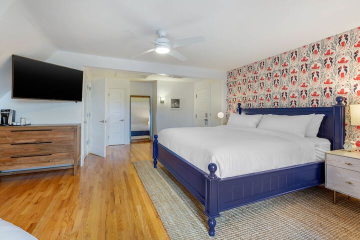 Room 8 of 55