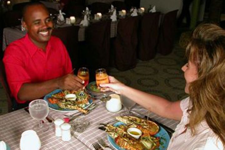Dining 36 of 47
