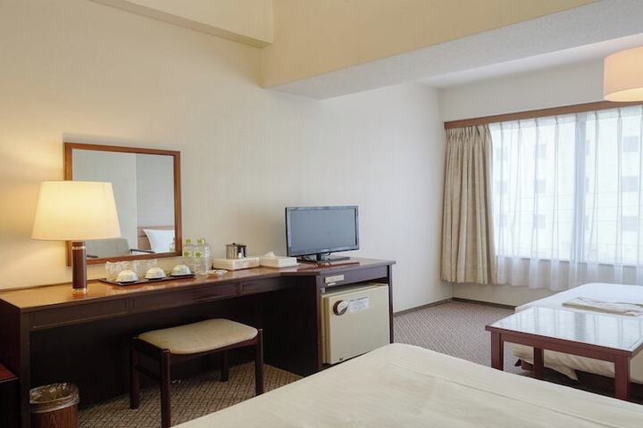 Room 21 of 59