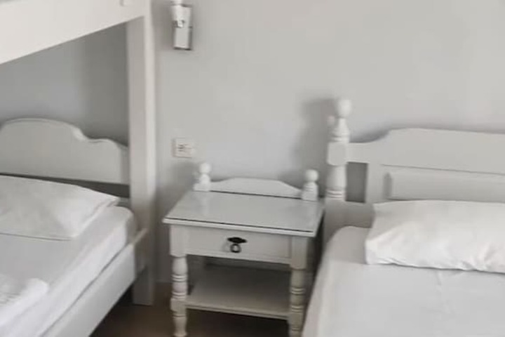 Room 13 of 54