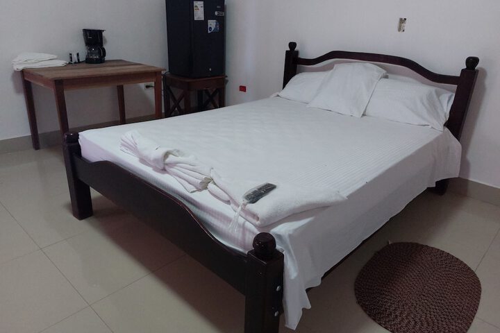 Room 3 of 10
