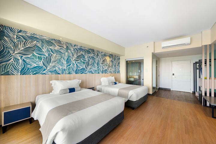 Room 8 of 24