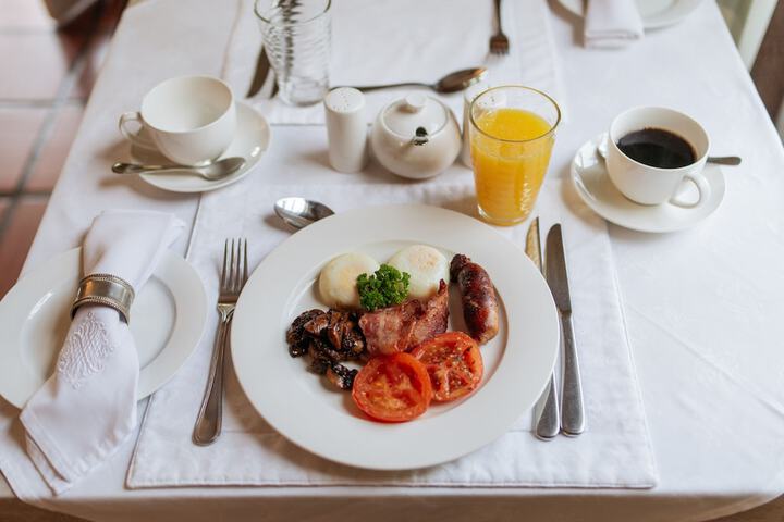 Breakfast/Coffee Service 29 of 43