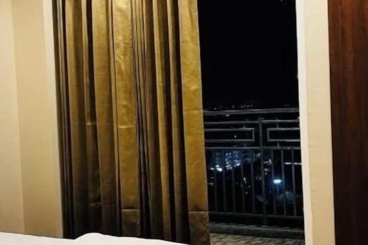 Room 3 of 54