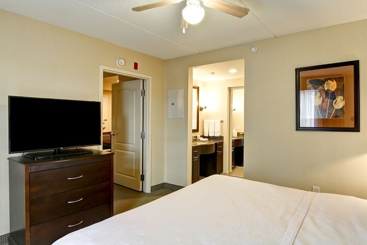 Room 4 of 31