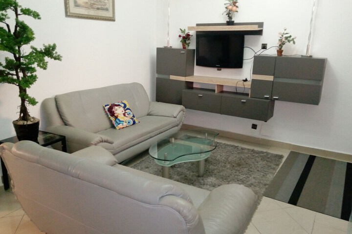 Room 6 of 15