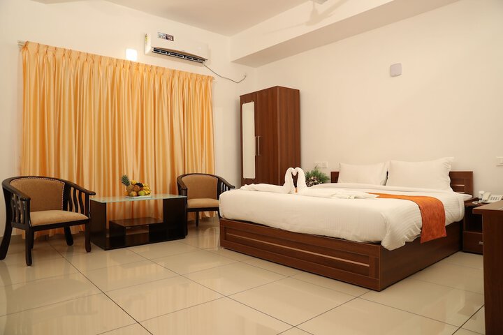Room 5 of 40