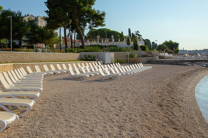 Beach 66 of 85