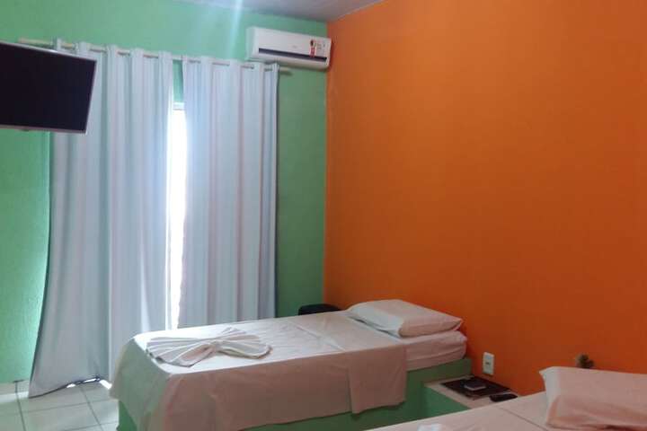 Room 4 of 26