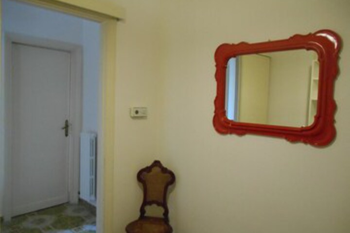Room 26 of 30