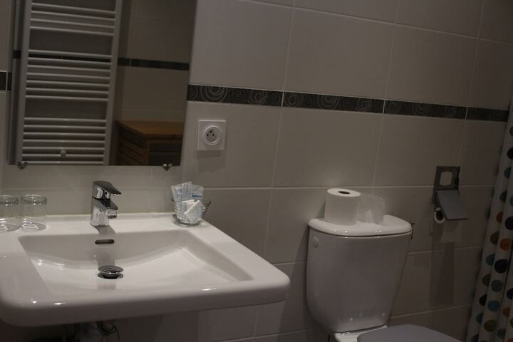 Room 20 of 60