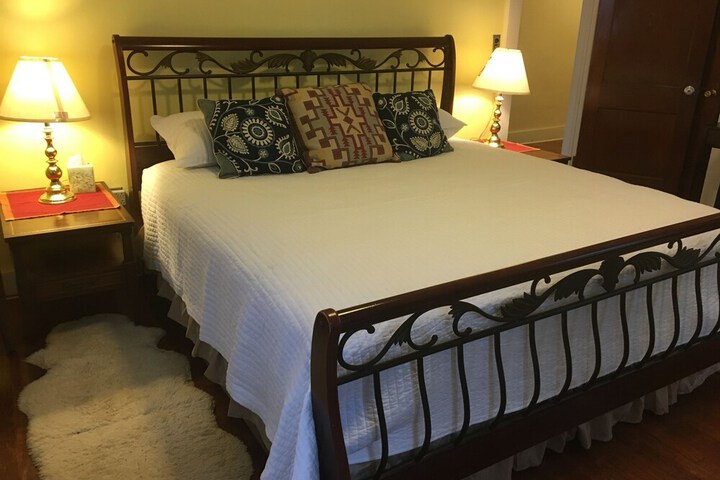 Room 138 of 246