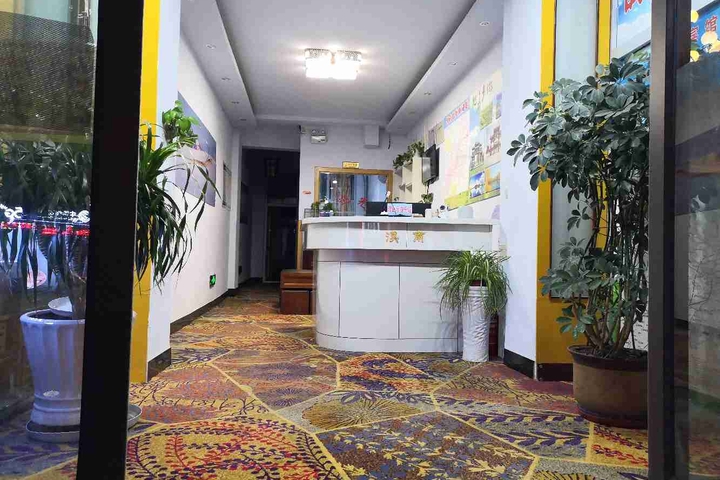 Hotel Interior 10 of 22
