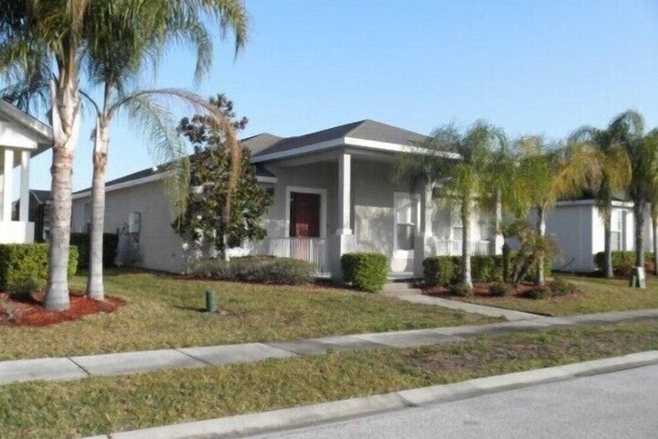 Hotel Exterior 11 of 11